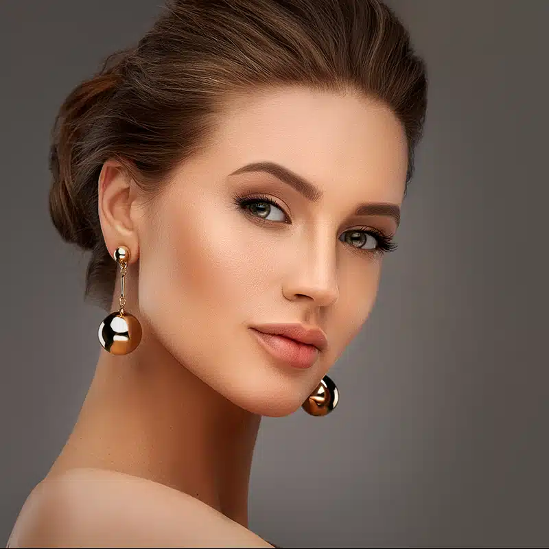 A young woman with smooth skin and a thin jawline