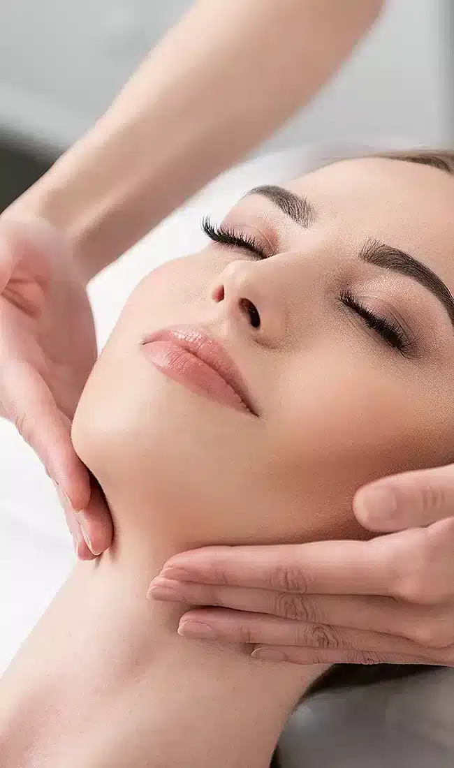 woman receiving a relaxing HydraFacial
